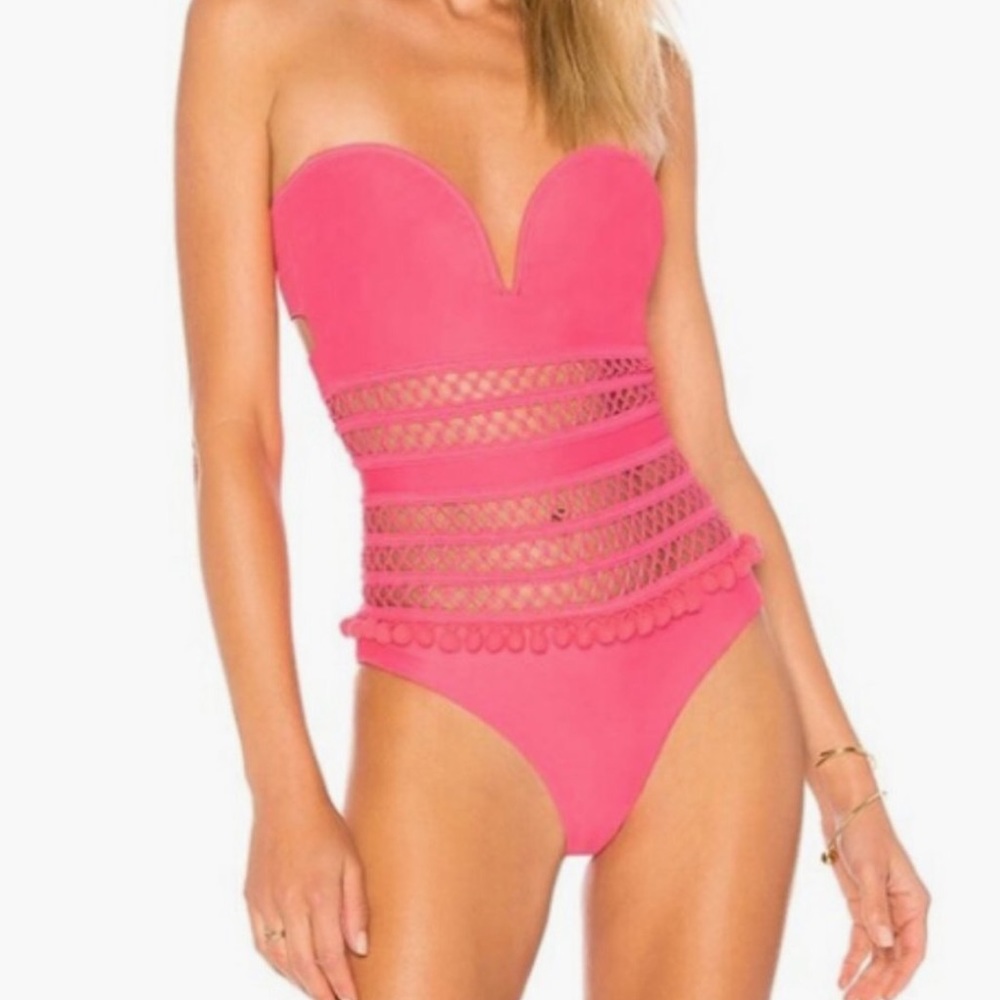 Brand new Tularosa Nina one piece!!!